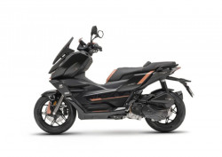 Tumoto_Nexy_125_,_hybrid,motokladno,slany,cerno,oranzova.jpg,1