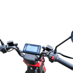 5e8f7e148af445f112ba169a4161a33f-motoe-17-b01-d1